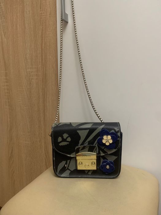 Продам сумочки .