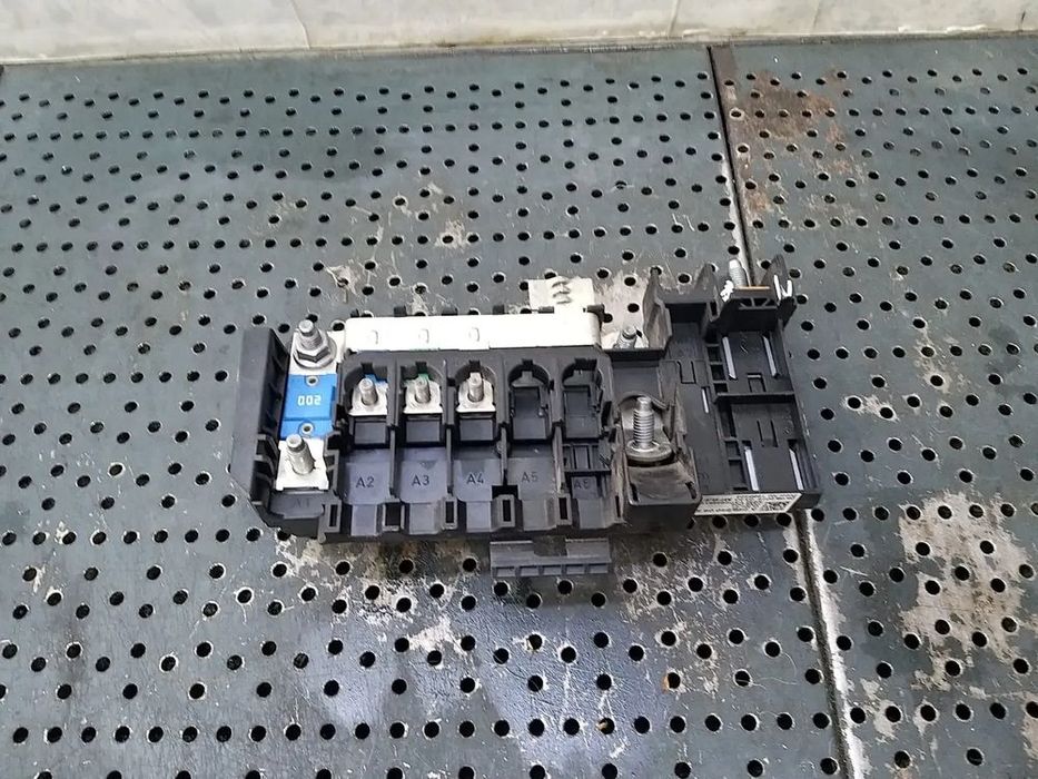 Cutie sigurante relee 1.6 tb mercedes cla x117 a2465400950