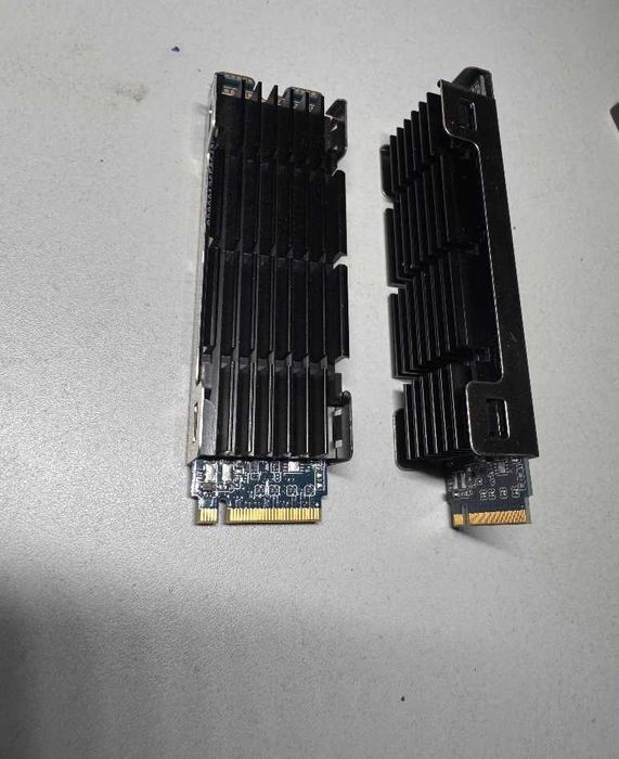 pentru NAS - Adaptor Synology M2D18 2x M.2 + 2x Synology NVMe 400G SNV3400-400G 100% health
