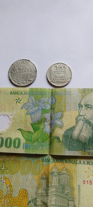 Monede istorice și bancnote
