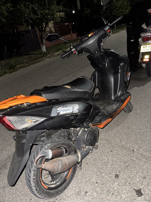 scuter explorer 2t 49cc