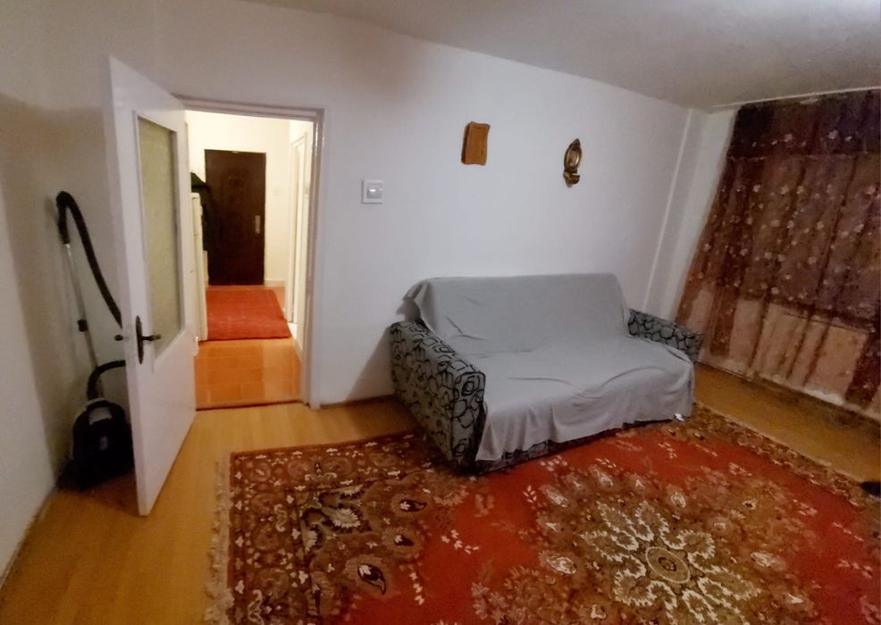 Ofer spre închiriere garsonieră conf. I, zona Aeroportului