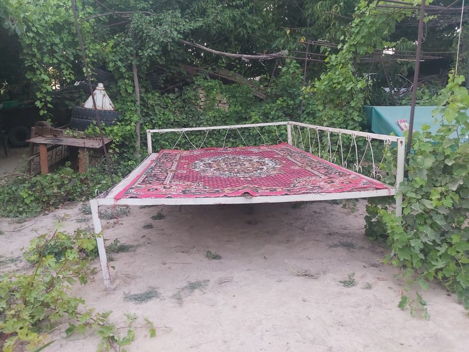 Тапчанлар сотилади