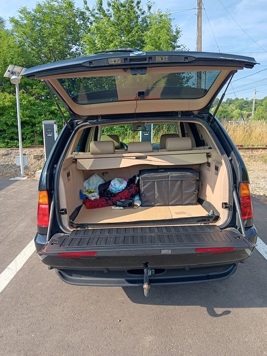 Vand BMWX5,E53,am 2004,237000km reali,f b, intretinuta