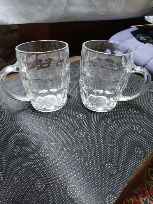 Продам кружки пивные 2 шт