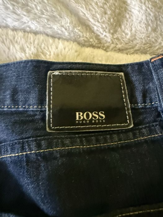 Blugi Boss Hugo Boss – Originali – Stare foarte bună