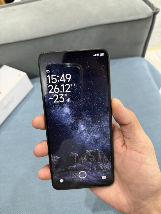 Продам Xiaomi 13t 12/256