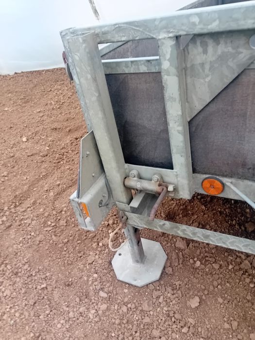 Remorcă 2 tone de vânzare