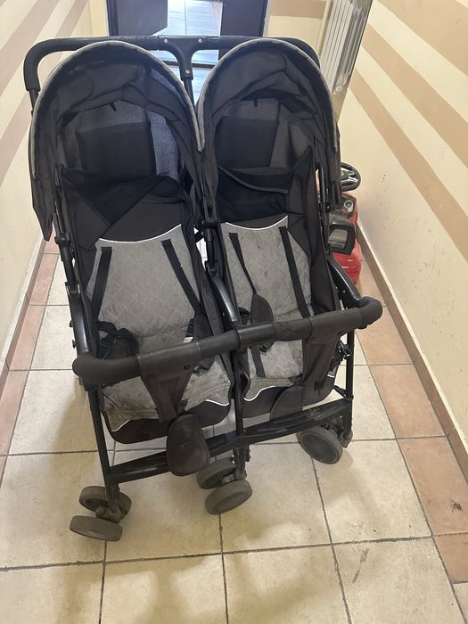 Коляска для двойни