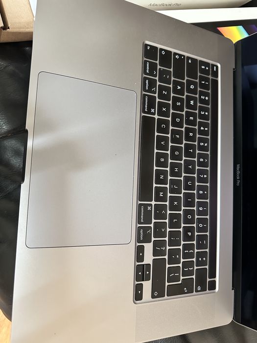 Macbook Pro 16” 2019 A2141  Display Componente Asigur Montaj