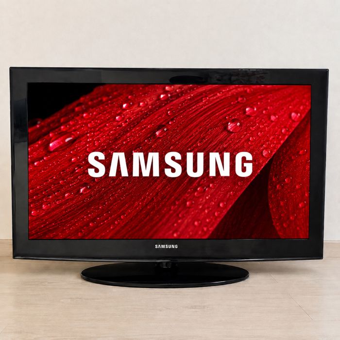 Продам телевизор SAMSUNG. Простой. В подарок приставка XIAOMI