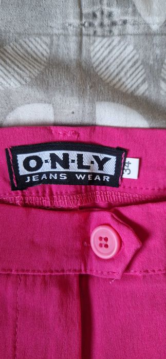 Donez 2 perechi pantaloni marimea 34 Only