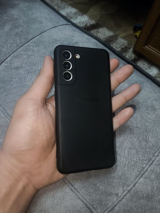 Продам Samsung s21