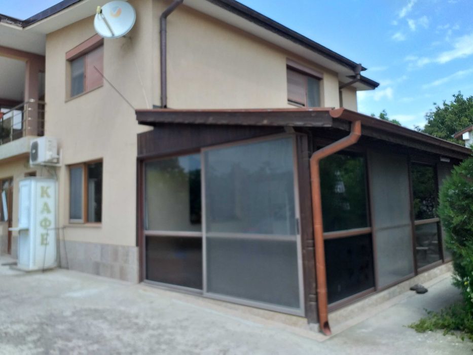 Продава се Промишлена сграда в Айтос - 444 кв.м за 563 €/кв.м - Снимка #1