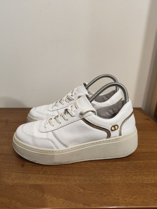 Twinset Milano перфектно състояние и скъп модел