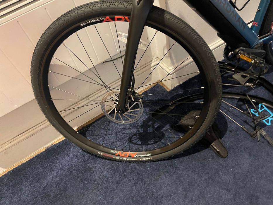 Cursiera boardman electrica ADV8.9