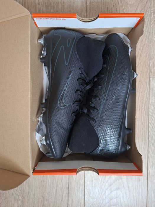 Ghete de fotbal Nike