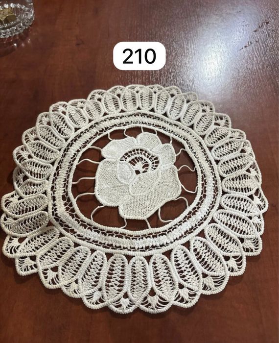 Macrameuri de vanzare