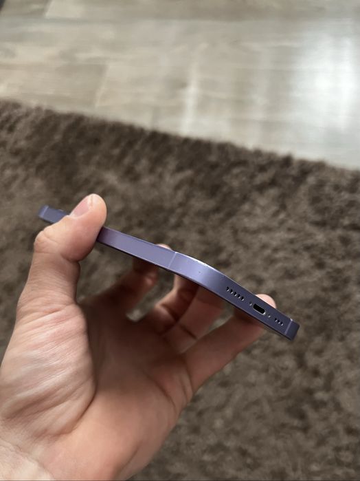 Айфон 12 128gb в хорошем состоянии