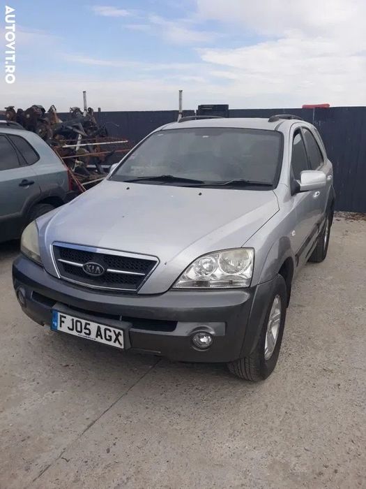 Dezmembrez kia sorento 2,5 crd 170 cp si 140 cp