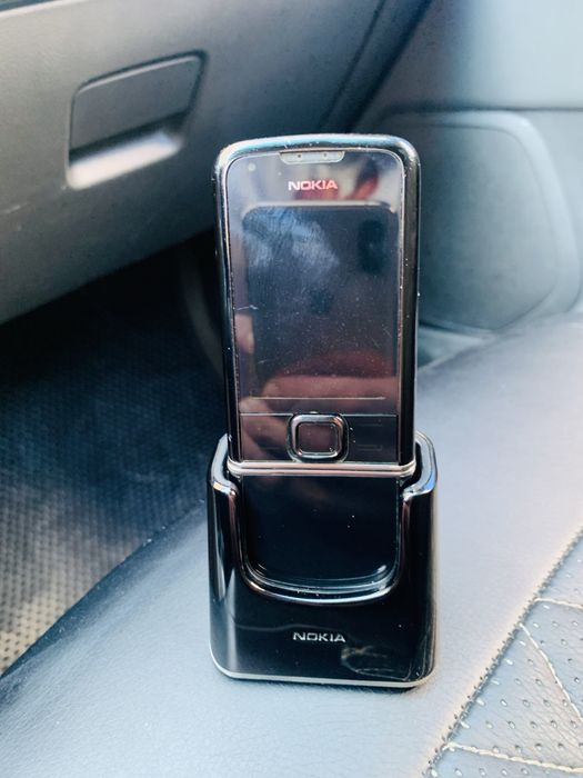 Nokia 8800 Arte ПРОДАМ Срочно