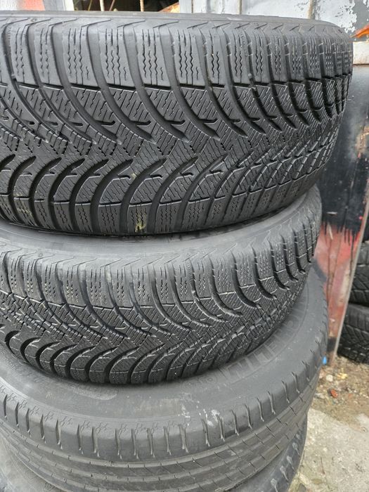 2бр. 225 55 17 Michelin зимни.