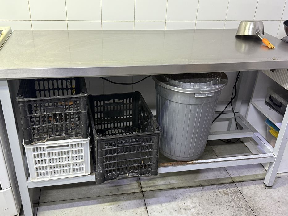 для кафе торг есть! срочна сатамыыыяяязз