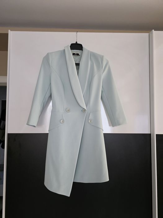 Елегантна рокля Elisabetta Franchi