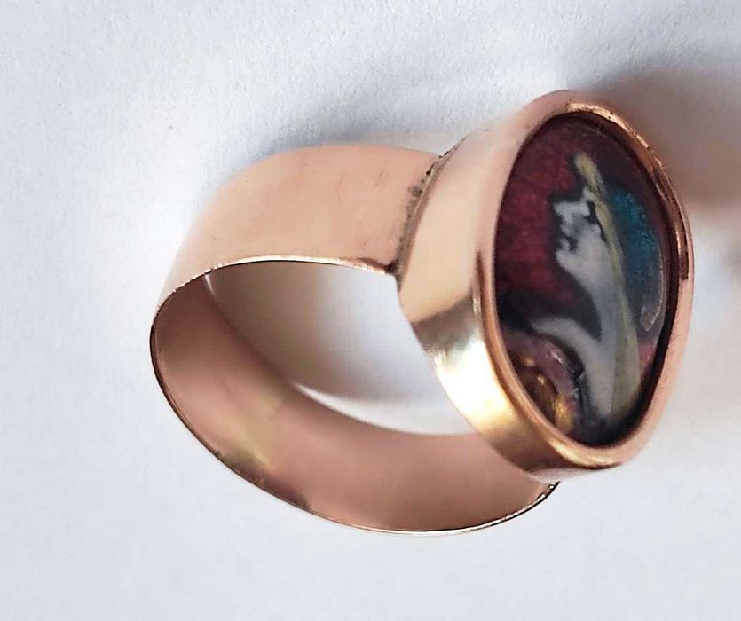 Антикварен златен пръстен, 18K, с емайл от Лимож, Франция