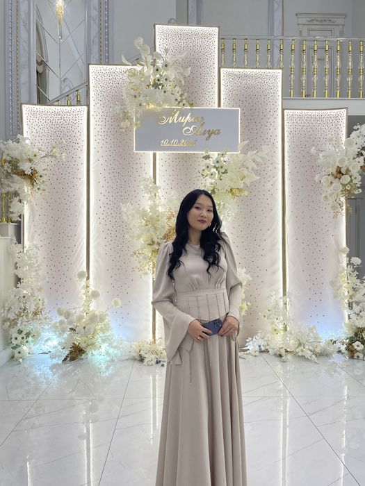 Срочно продам платье