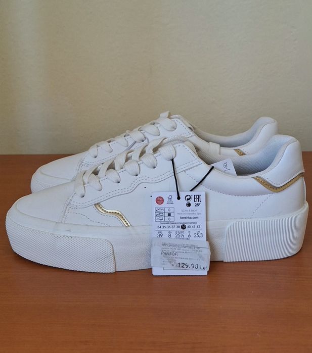 Adidași de dama modele diferite