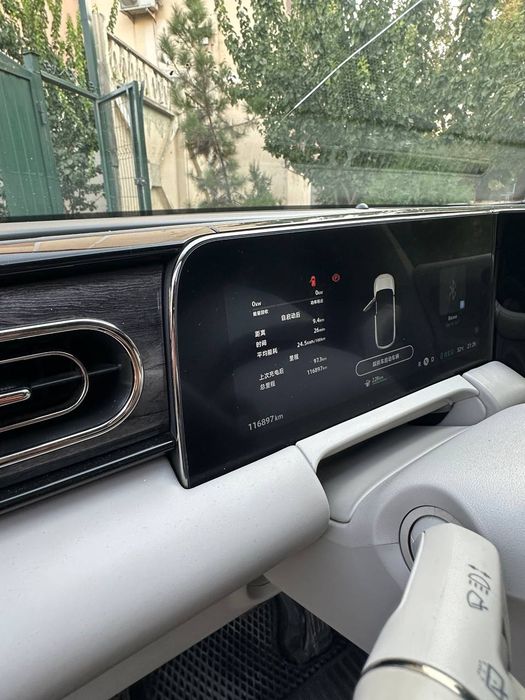 Продам электромобиль Leap Motor C11