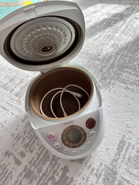 Продам Мультиварку Philips.