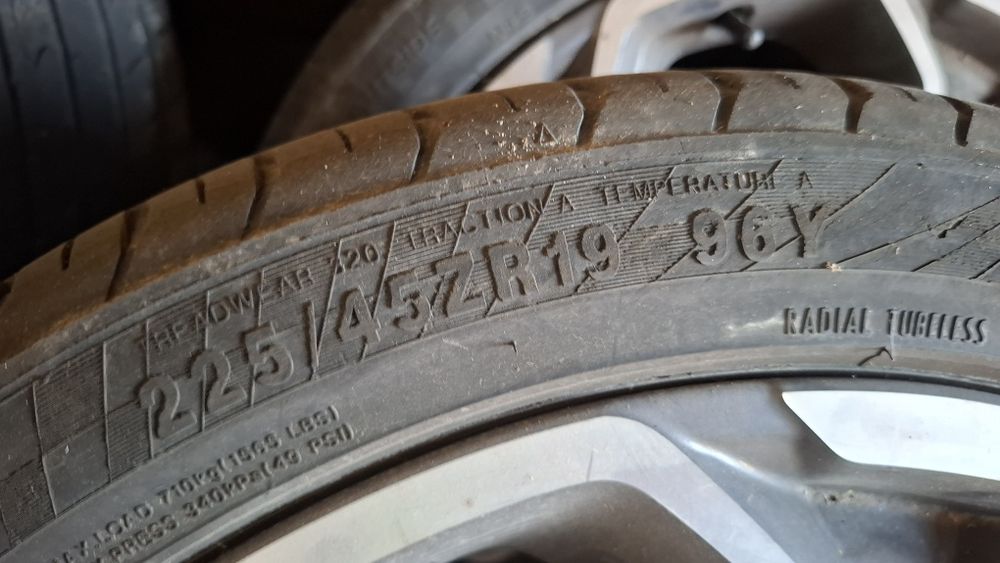 Оригинални джанти за рено 19ки с гуми