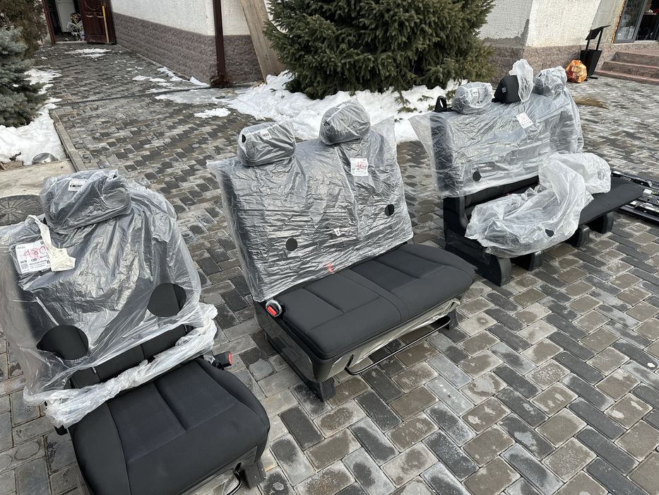 Продам новые седенья Старекс