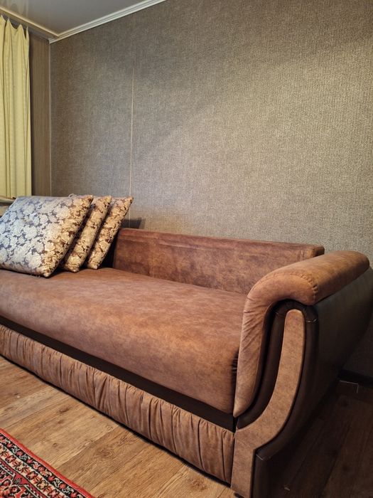 Диван в хорошем состоянии