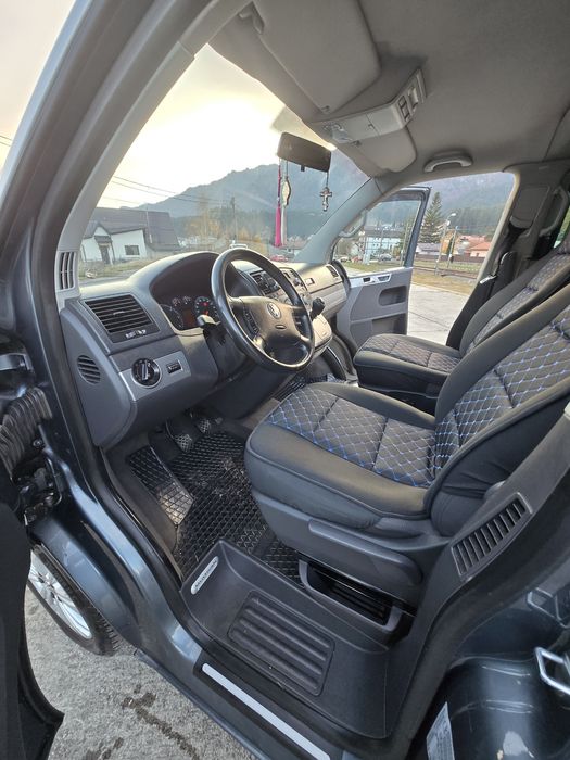 Vând Multivan 4×4 T5 volkswagen