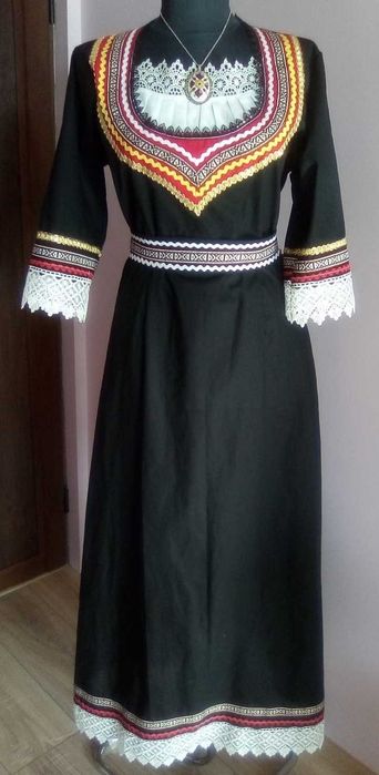 Рокли с фолклорни мотиви.Туники.Мъжки ризи.Изработка пo индивид.мерки