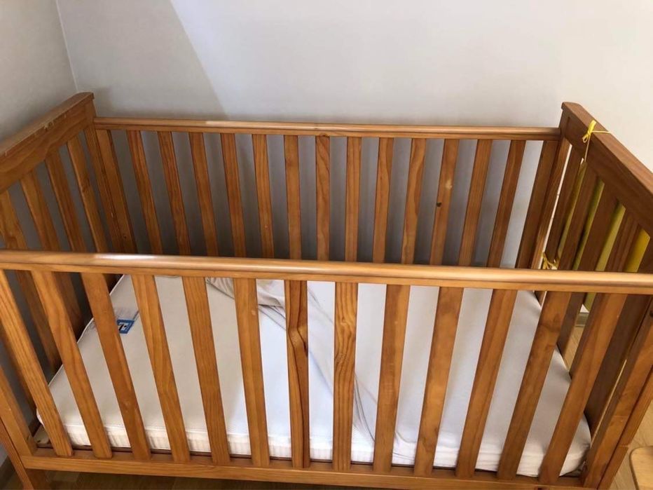 Детско легло Mothercare нов матрак Morhercare