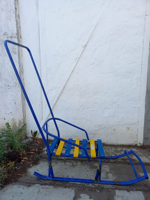 Продам   детские санки  недорого