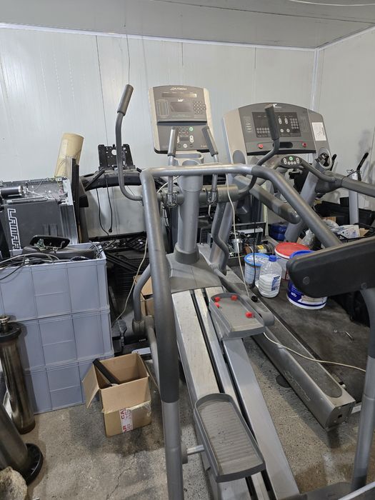 Bicicleta eliptica Life fitness summit trainer