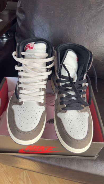 Jordan 1 Retro High OG SP Travis Scott Mocha