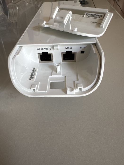 NanoStation Wi-fi router 1 kmgacha tarqatib berad wifini