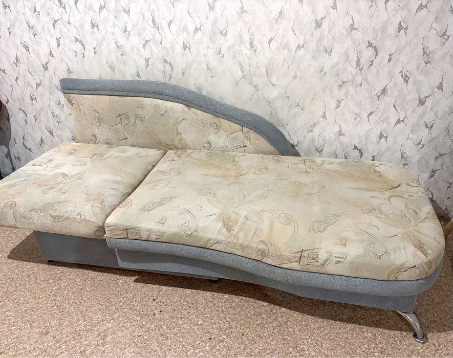 Продам диванчик