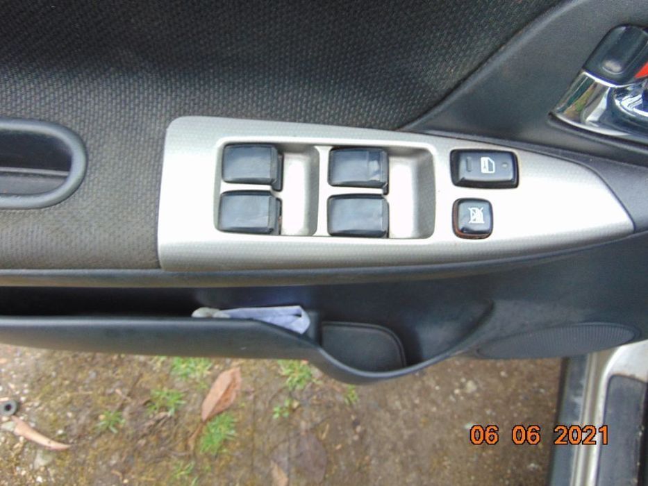 Butoane geamuri Toyota Corolla Verso 2002-2004 dezmembrez