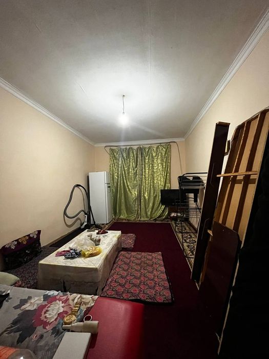 Срочно продаётся 3х ком квартира на 4-этаже фрунзе