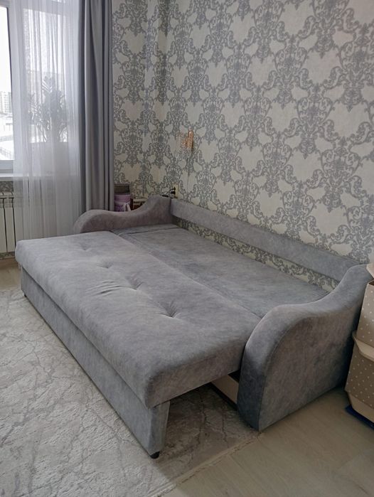 Красивый РАСКЛАДНОЙ диван