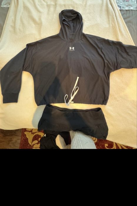 Trening UnderArmour (si de gravide)