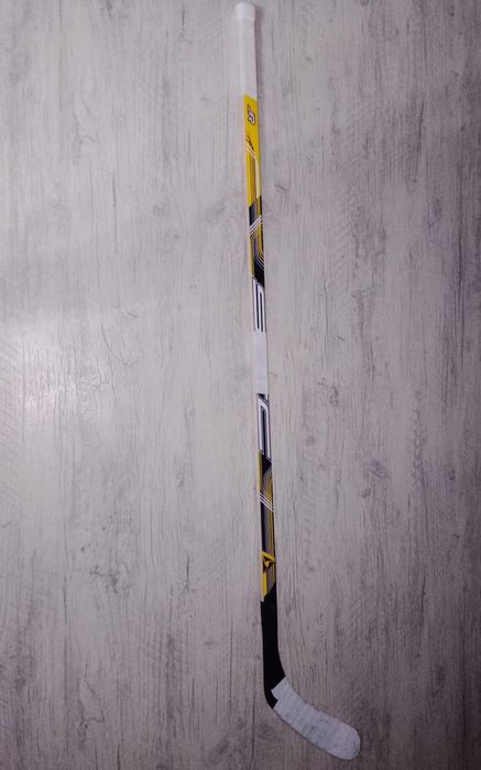 Продам клюшку с лентой в подарок