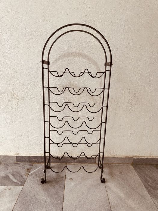 Метален винен стелаж / поставка за бутилки ( 21 бр.)